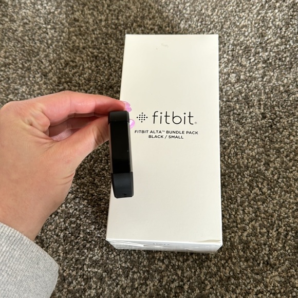 Fitbit Alta Bundle - Picture 2 of 2